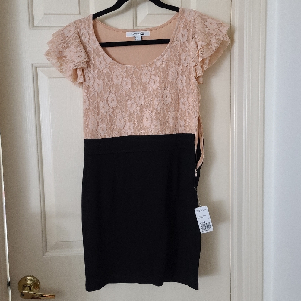 Forever 21 Fitted Lacey Dress (Brand New w/ Tags)